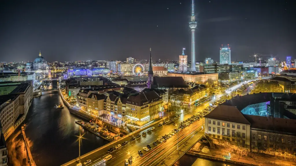 Berlin heute Abend: Drei günstige Pläne zum Augustfinale