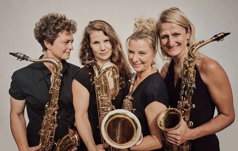 Salzgitter startet mit Saxofon, Komik und Punk