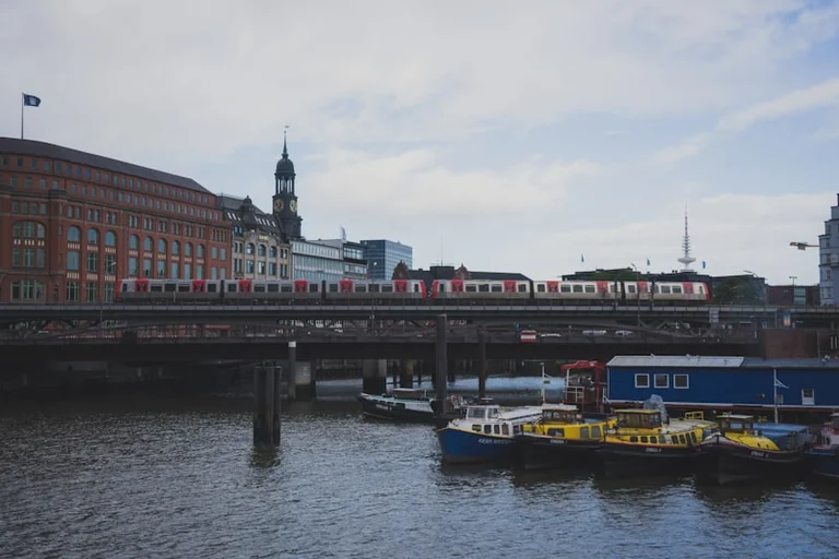 Schulstart Hamburg am 20. August: Das müssen Eltern klären