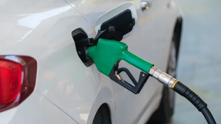 Tankfahrt nach den Ferien: So zählt der echte Gesamtpreis