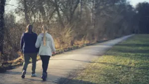 Walking Meetings: Wann Bewegung die Konzentration unterstützt
