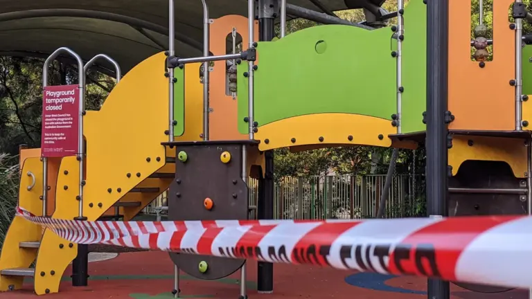 Wiesbaden-Kloppenheim: Zum Spielplatz geht es vorerst anders