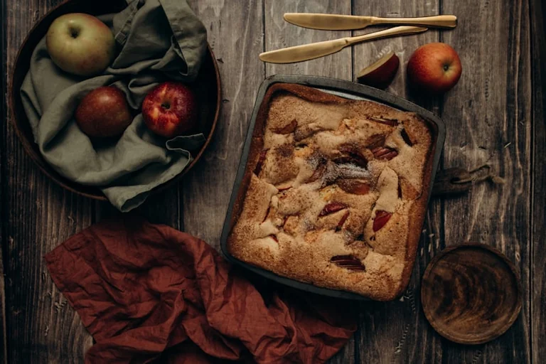Apfel-Hafer-Auflauf: Warmes Frühstück für vier
