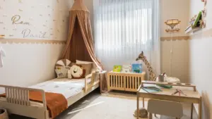 Ein gemütlich eingerichtetes Kinderzimmer weckt Erinnerungen an das eigene frühere Elternhaus.