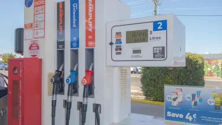 Benzin und Diesel vergleichen: So lohnt sich der Tankstopp
