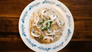 Pilzrisotto mit Herbstpilzen: Röstaromen bewahren